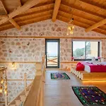 Luxury Honeymoon With Sea View