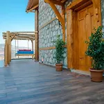 Luxury Honeymoon With Sea View