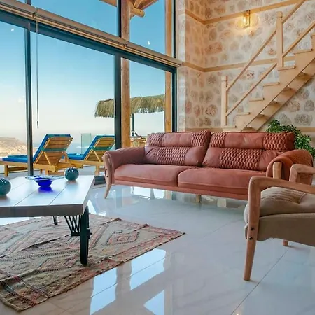 Luxury Honeymoon With Sea View