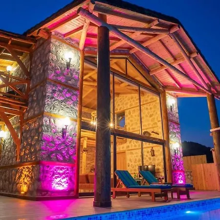 Luxury Honeymoon With Sea View Villa