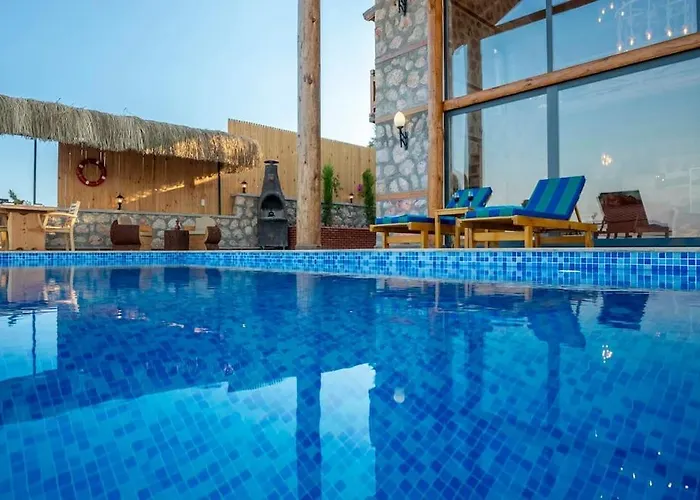 Luxury Honeymoon With Sea View