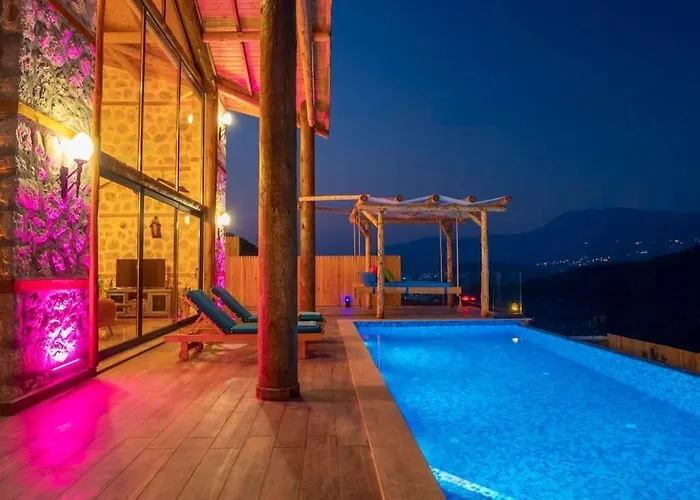 Luxury Honeymoon With Sea View